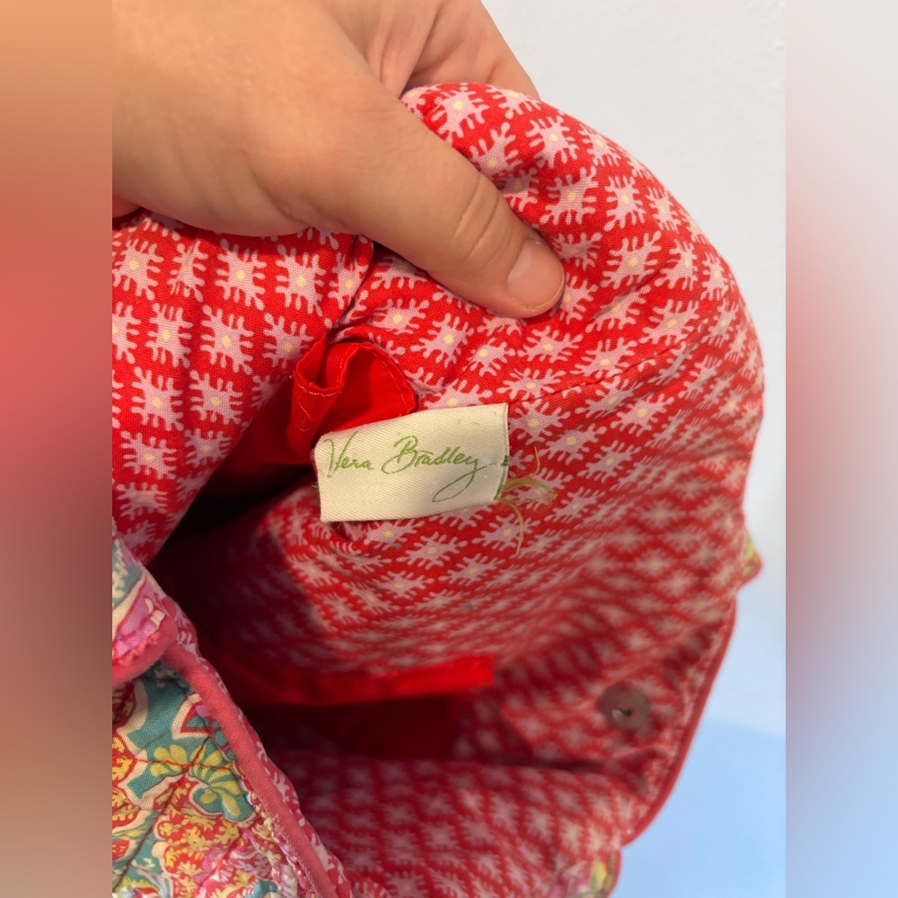 Vera Bradley Original Tote bag in the "Paisley in Paradise" - Picture 9 of 9
